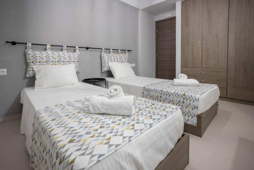 Mela Luxury Apartments Maroulás Exterior photo