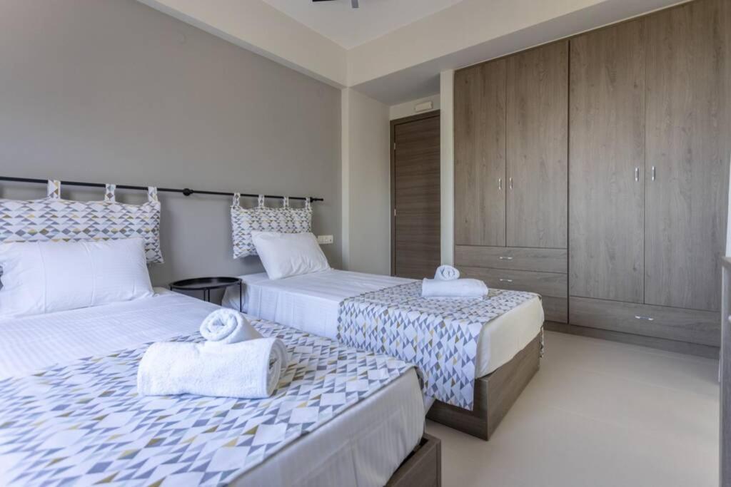 Mela Luxury Apartments Maroulás Exterior photo