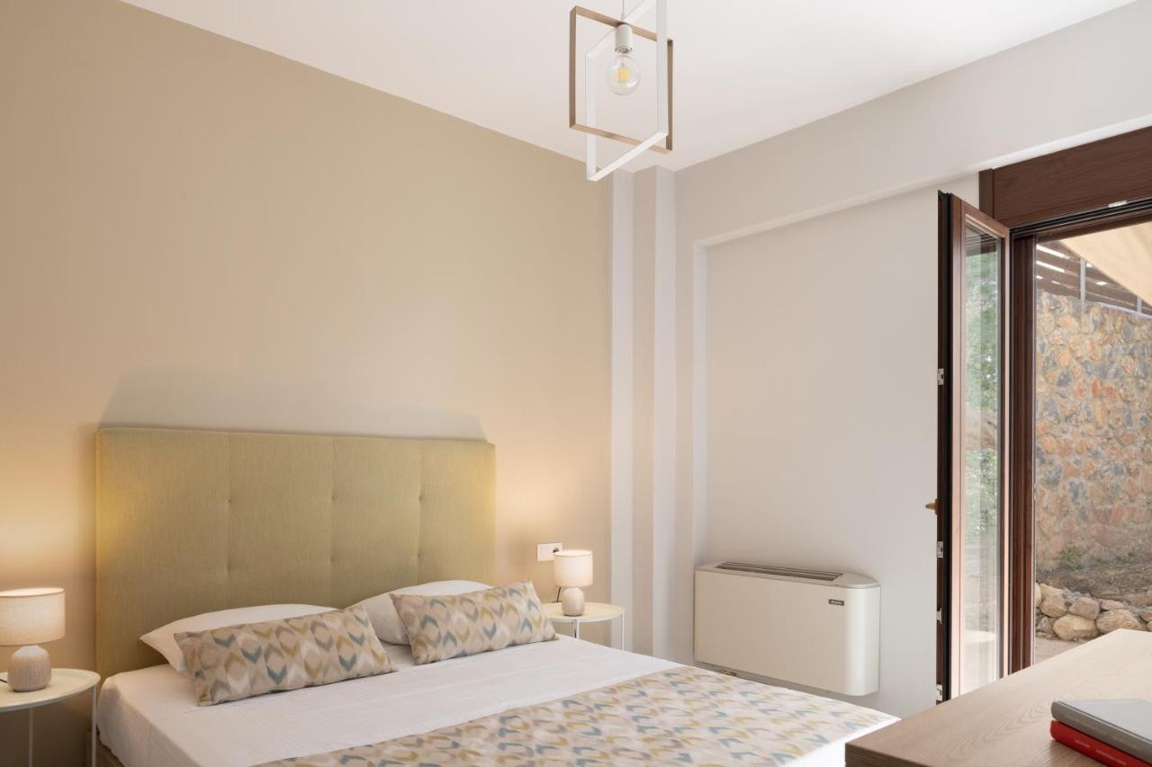 Mela Luxury Apartments Maroulás Exterior photo