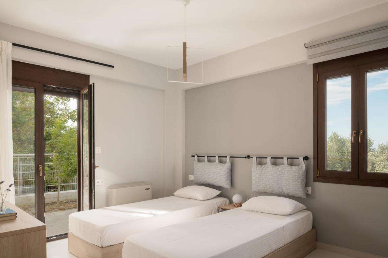 Mela Luxury Apartments Maroulás Exterior photo