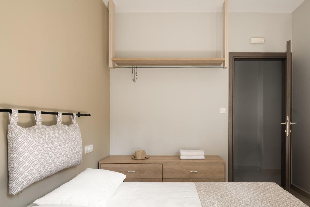 Mela Luxury Apartments Maroulás Exterior photo