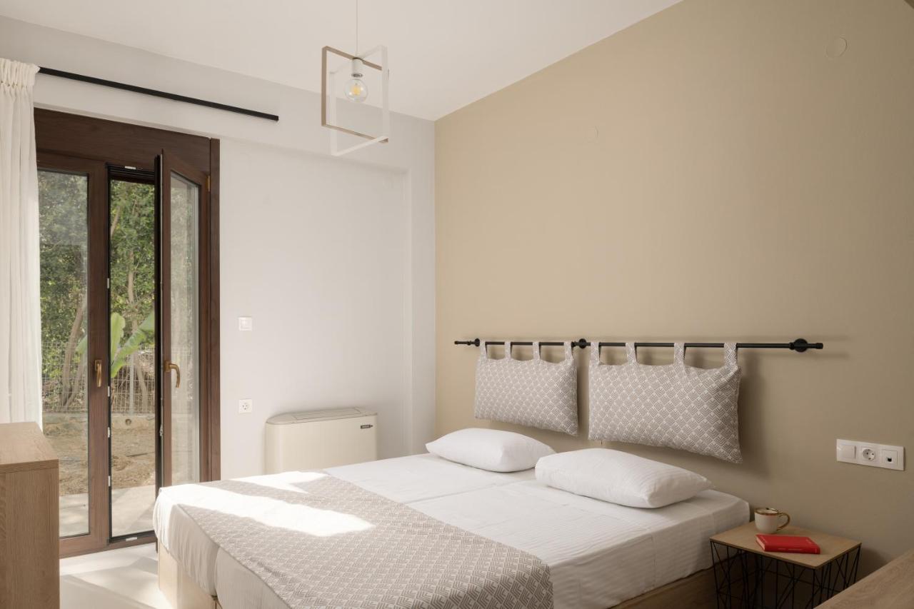 Mela Luxury Apartments Maroulás Exterior photo